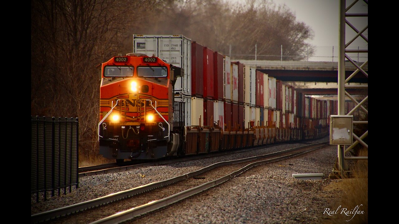 Amazing Afternoon of Train Watching with a Railfan Friend - Staples Subdivision