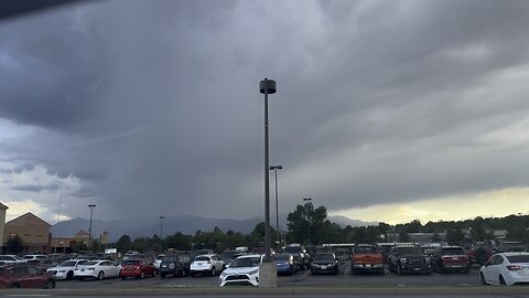 Pikes peak covered by a crazy cloud