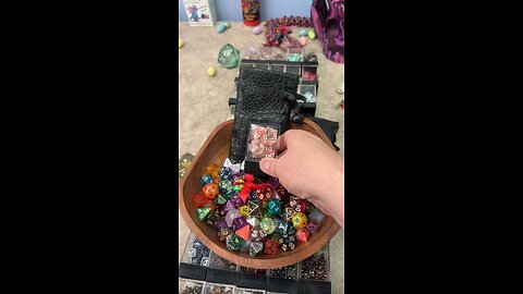 2 scoops & 1 roll for solid for Shawn S!!! #16863 #onelinkatatimeshop #dnd #scoops #dice