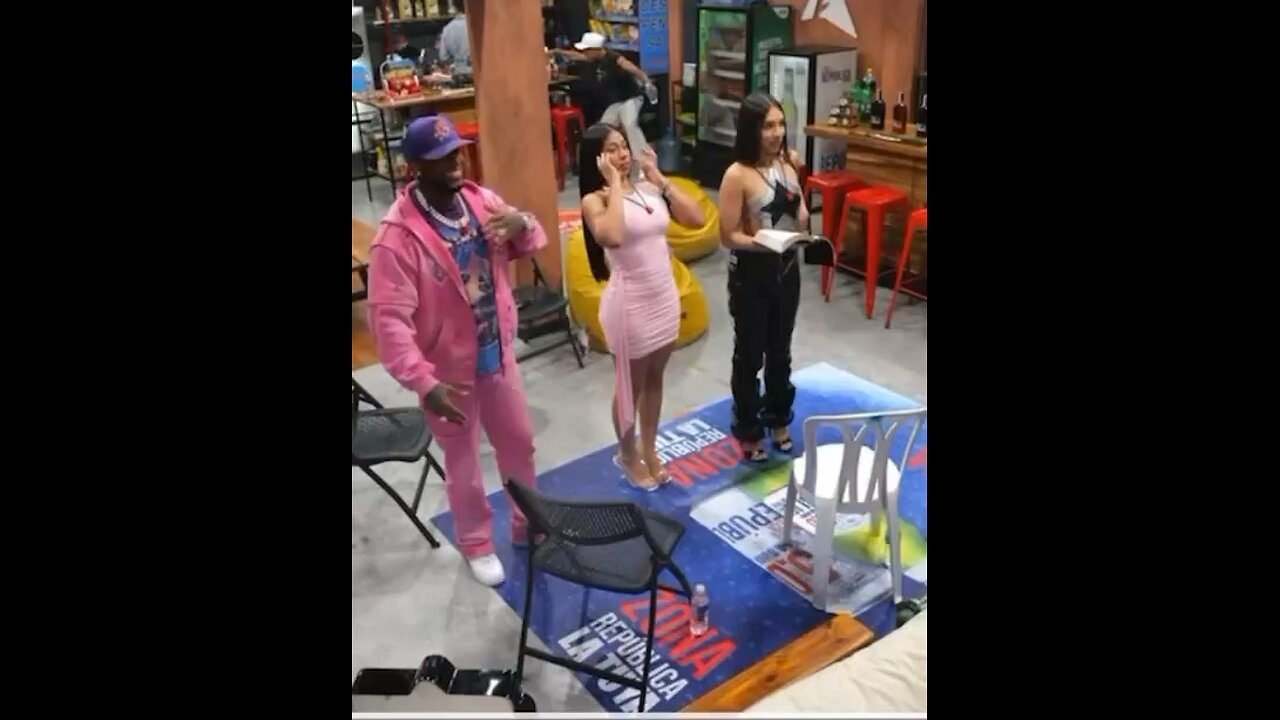 Luis Vargas en “la casa de ALOFOKE”