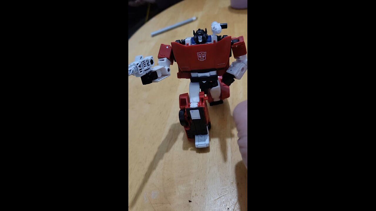 Bang it's Sideswipe!