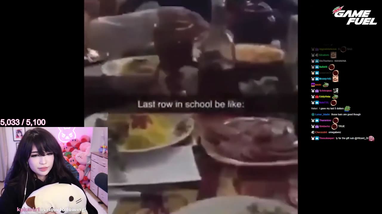 Emiru reacts to UNUSUAL MEMES COMPILATION V172