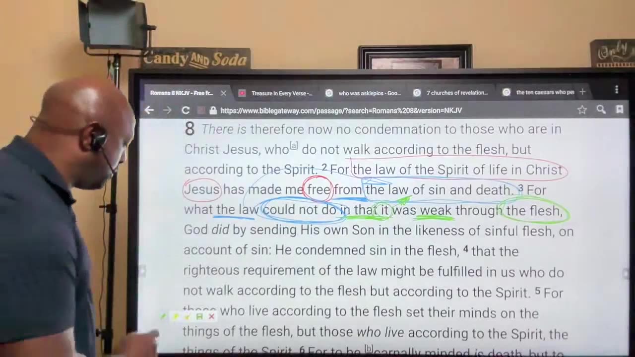 Episode 1322: What is THE LAW of God and should I keep any part of it? Part 3