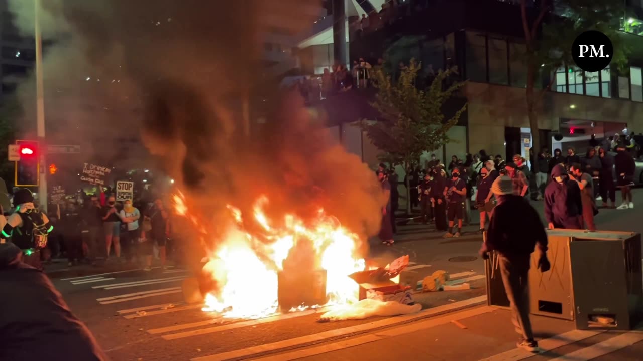 Thousands of Anti-ICE rioters surround a Federal building in Seattle