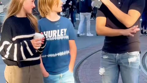 THE WAY HE TRIED ON THE SHOES AND WALKED WAS ADORABLE 💙