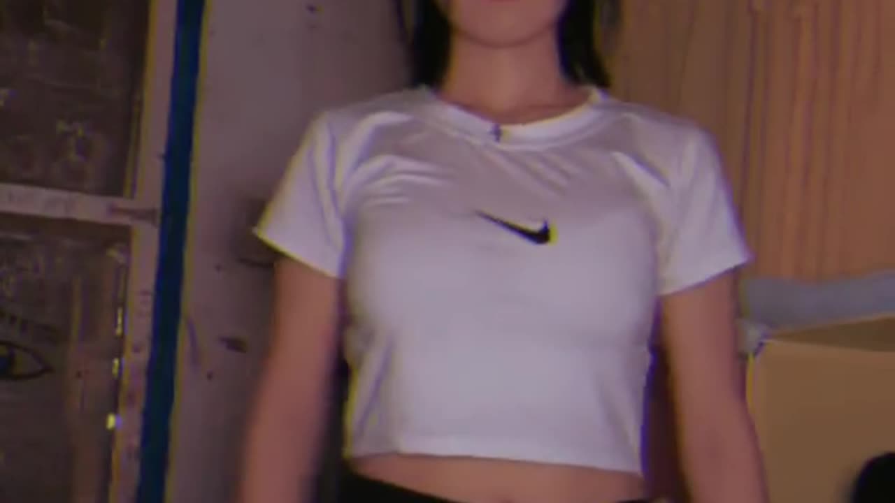 TRENDING SEXY DANCE