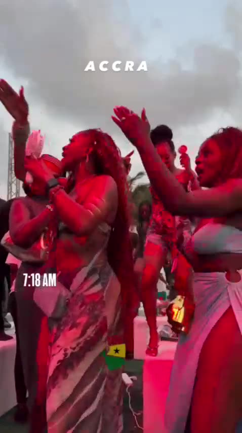 I record your big butt bouncing on stage.