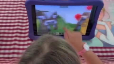 Hija gamer? La REACCIÓN de WILLYREX luego de que su HIJA le PIDA que COMPRE el MINECRAFT para JUGARL