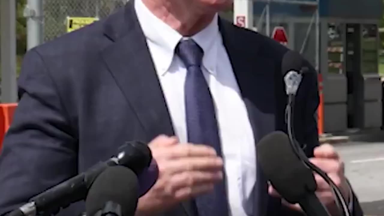 Maryland Senator Chris Van Hollen says illegal alien deported to El Salvador “has been kidnapped”