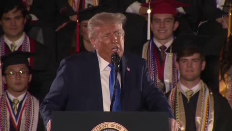 🚨🔥President Trump: “Each of the graduates in this arena will soon have the chance to..