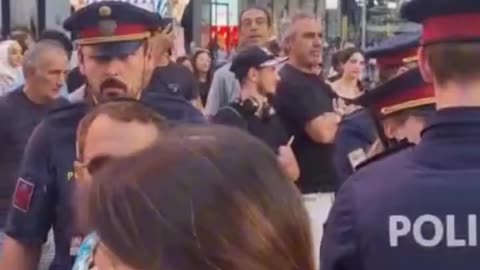 Rabbi Schmuley attacks Germans