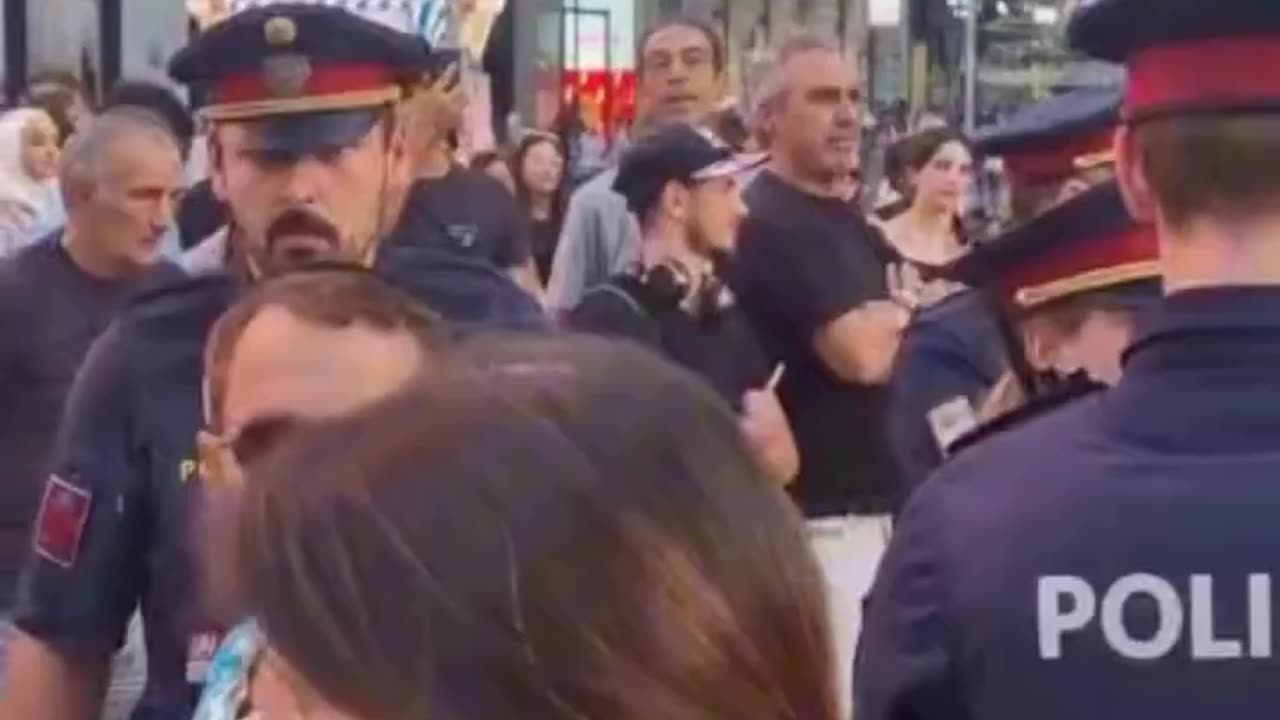 Rabbi Schmuley attacks Germans