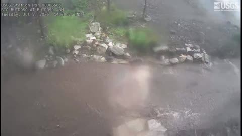 Rio Ruidoso River in New Mexico surged within just ten minutes triggering a Flash Flood Emergency
