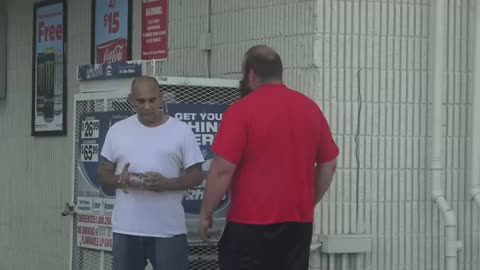 Convicted Murderer Pred Caught Being Extremely Disturbing With GirI (San Antonio, Texas)
