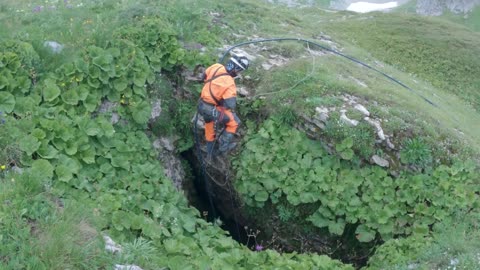 Journey to the Center of the Earth (It Took 8 Days, I Lost 10kg)