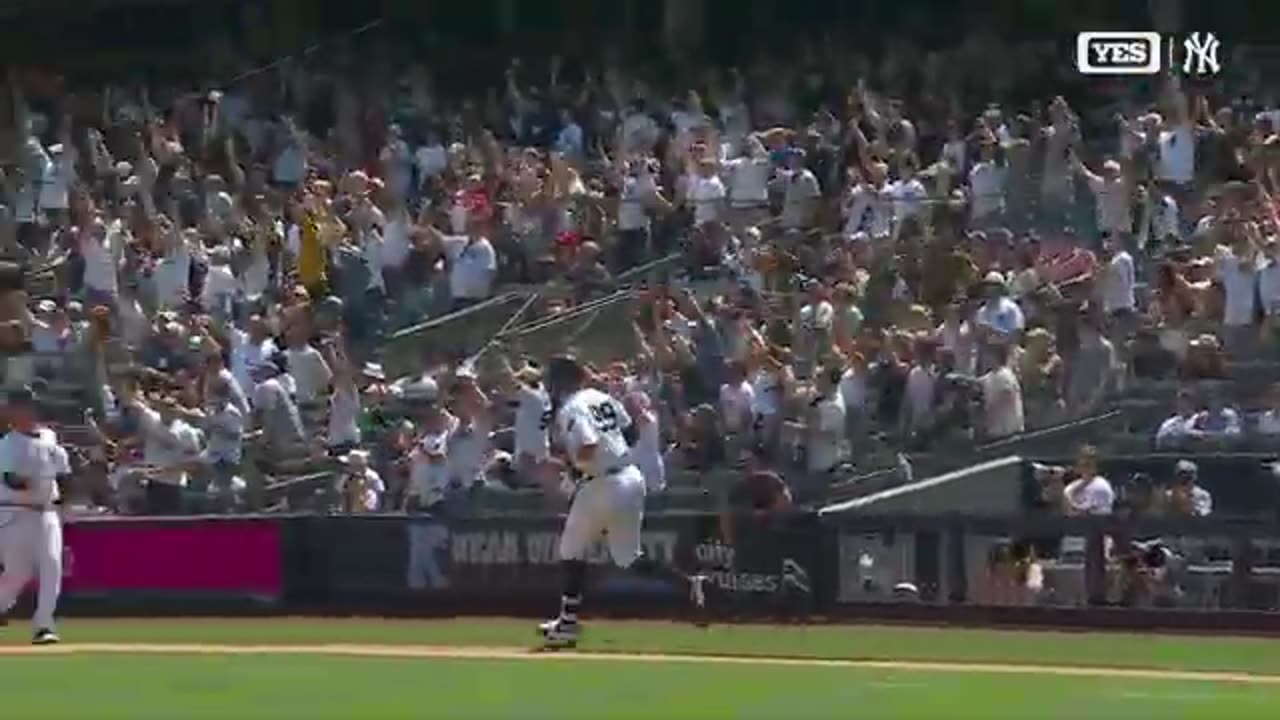 Aaron Judge CLOBBERS his 11th home run of the season!