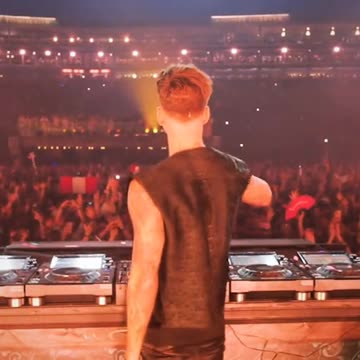 Tomorrowland Weekend