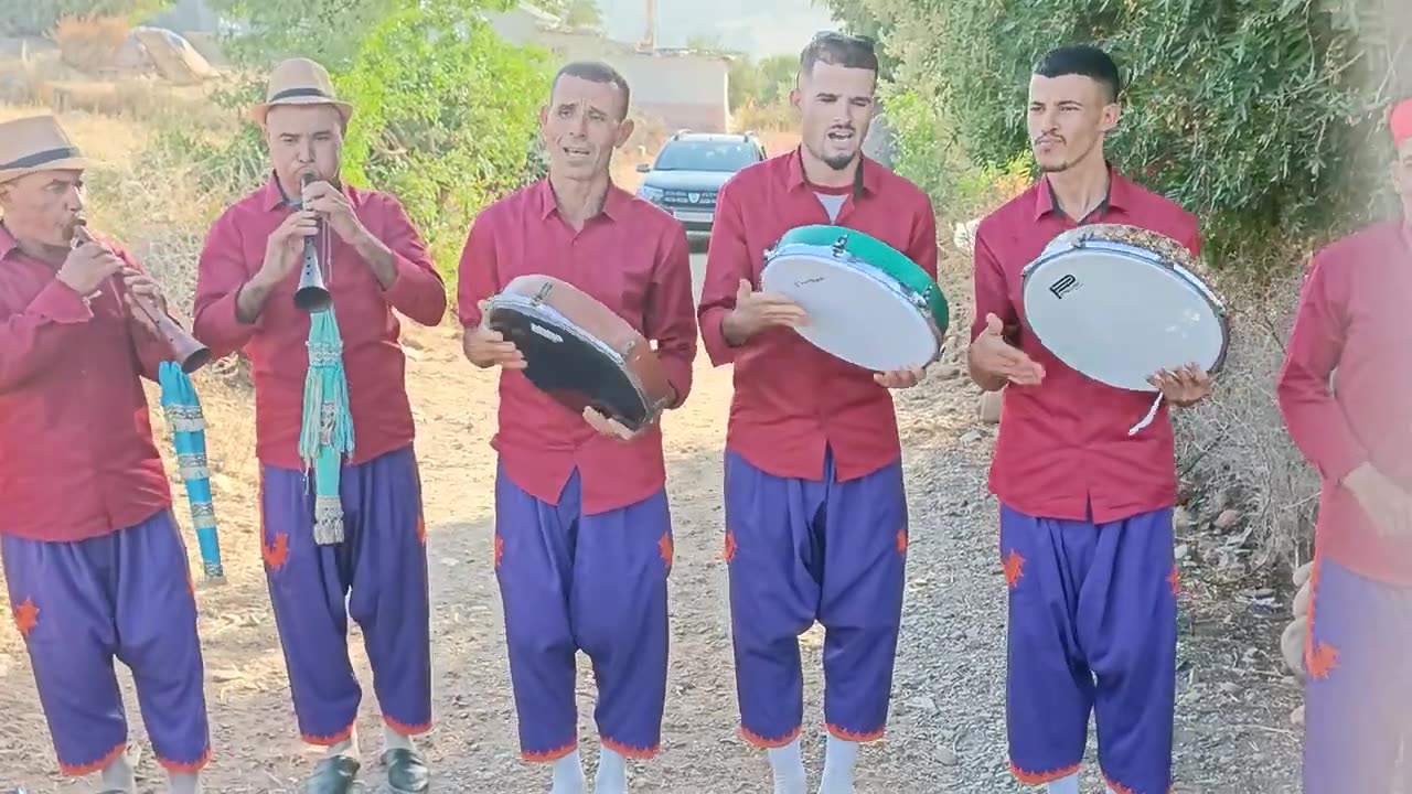 Noujoum hyayna fen hayti نجوم تيسة مجموعة البحادي 0645424510 (1)