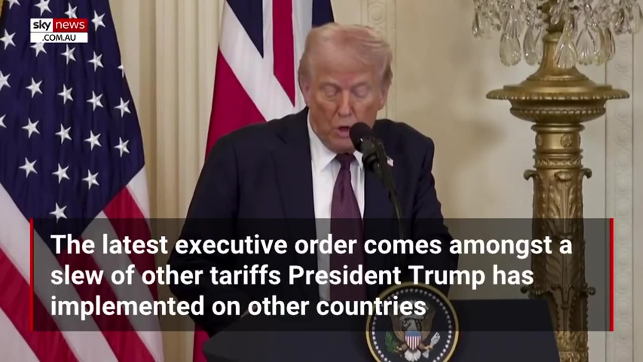 Donal"trump hilarious exchange with repoter wearing a mask
