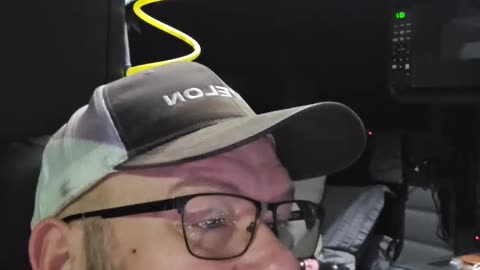 GOING TO VISIT CAT MOMMY AND CAT DADDY #truckdriver #truckerwife #truck #trucklife #trucklifestyle