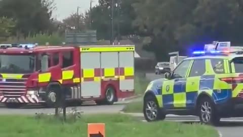 🏴󠁧󠁢󠁥󠁮󠁧󠁿 Meanwhile in England