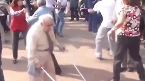 retired but not tired🕺