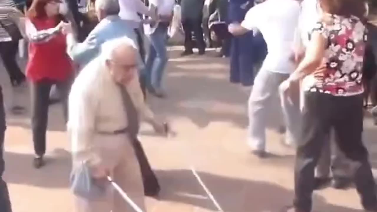 retired but not tired🕺