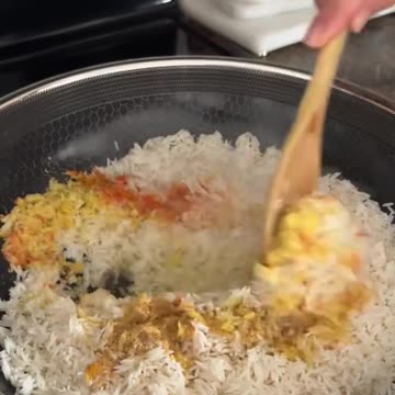 Halal Cart Style Chicken and Rice with White Sauce