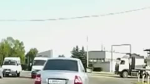 Car_Crash_Dashcam_Other_Crazy_Drivers_Road_accidents_shorts