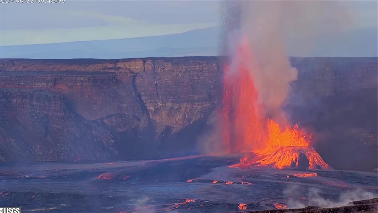 Hawaii's Kilauea volcano spews lava as eruption resumes