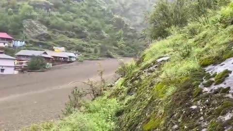 Uttarakhand flash floods in India kill at least 4