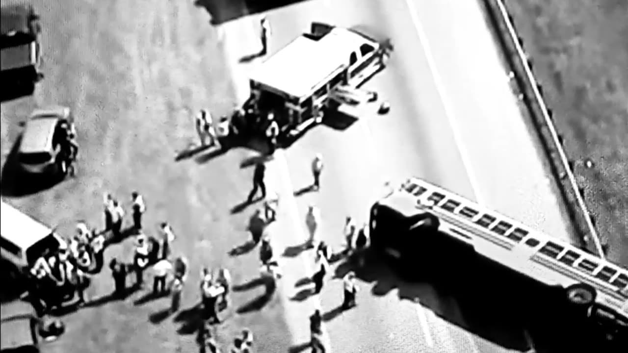 School bus overturn on highway (1 dead,multiple injured)