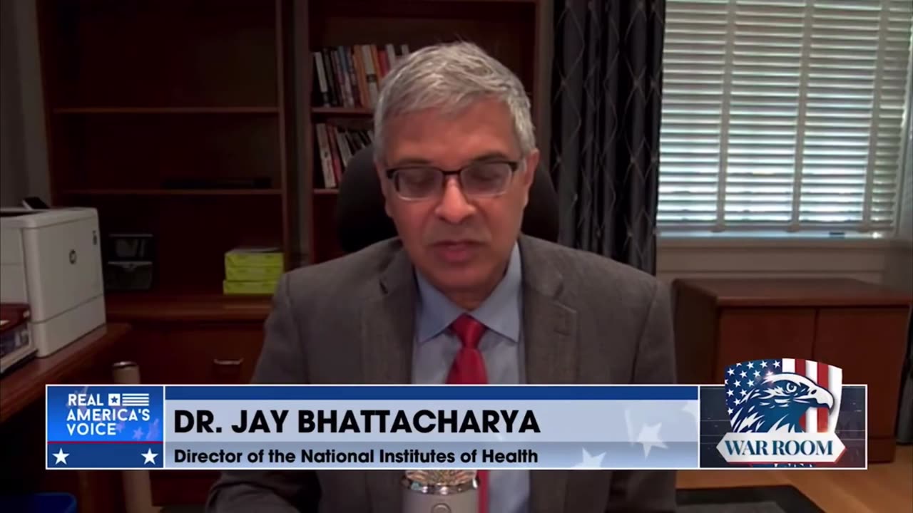 Jay Bhattacharya says people don't trust mRNA vaccines