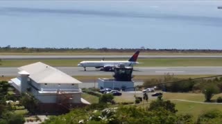 JET AIRLINER ST THOMAS