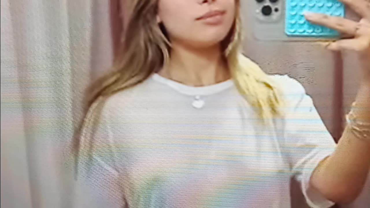 White top try on