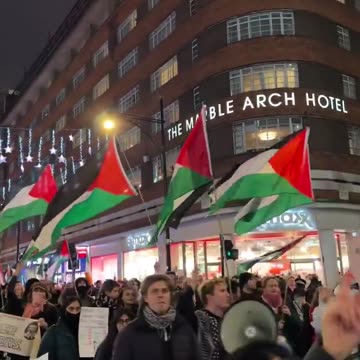 Christmas atmosphere in London.