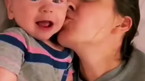 Baby learn how to smooch| Funny Video