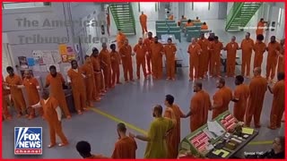 Dozens of Inmates Gather, Recite Lord’s Prayer in Prison on Christmas Eve