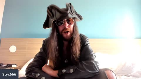 Wednesday LIVE! Vampirate News and Bantz