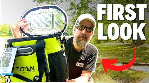 Unboxing August FishVault – Whoa, Did They Really Send This?!