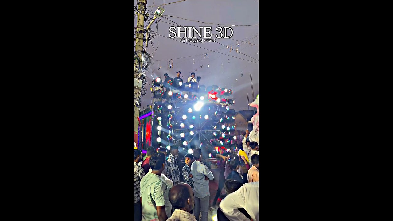 Saji Gali le raha hai koi