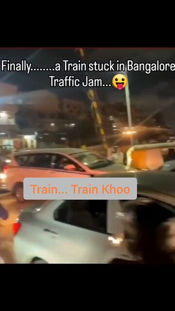 Train stuck in Marathalli traffic jam. You can’t beat this_...New record #bangalore, #nammaban