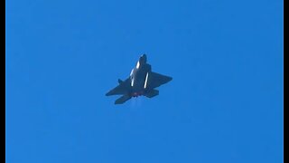 HOLY SH*T 🚨 Watch this EPIC Fighter Jet in New York right now. We are so back. Thank you Trump