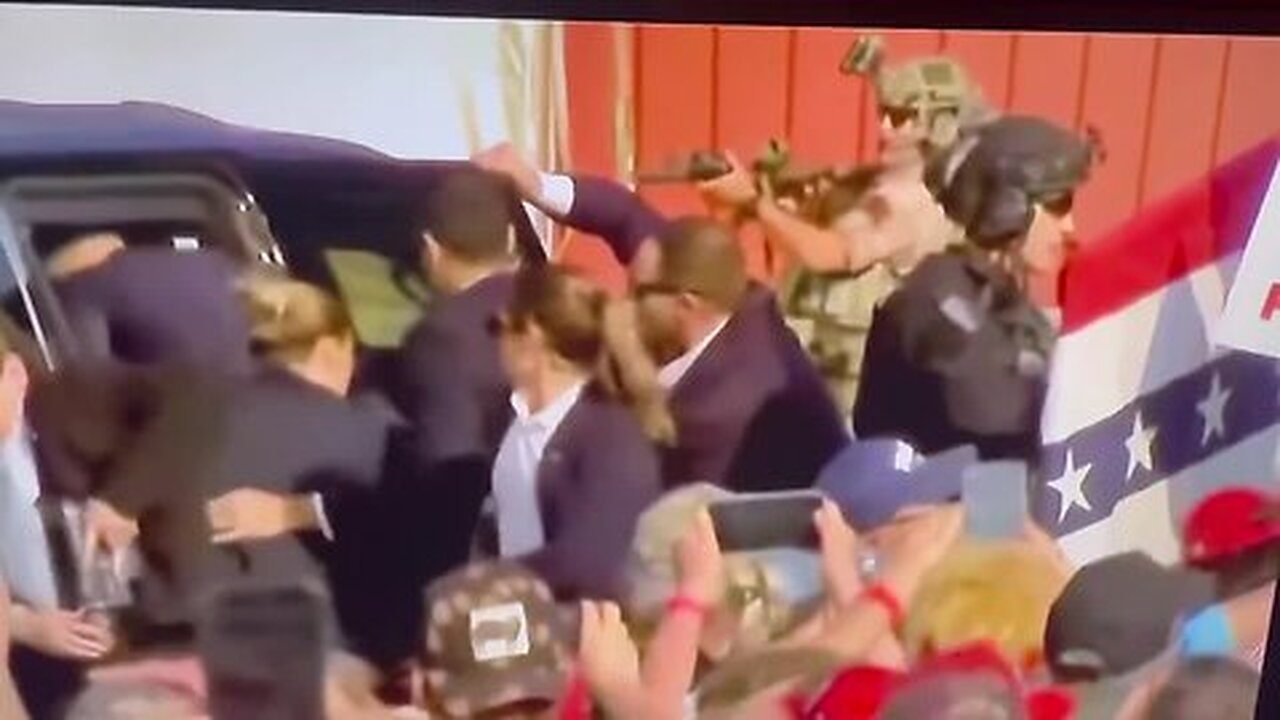 Look closely at the soldier in the top right corner of the screen.