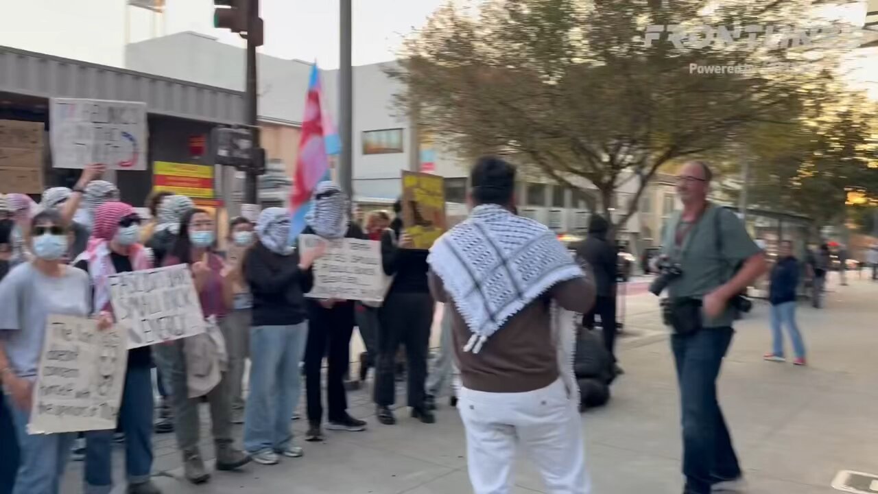 “F your dead homie” a group of protesters are mocking Charlie Kirk’s death at UC Berkeley