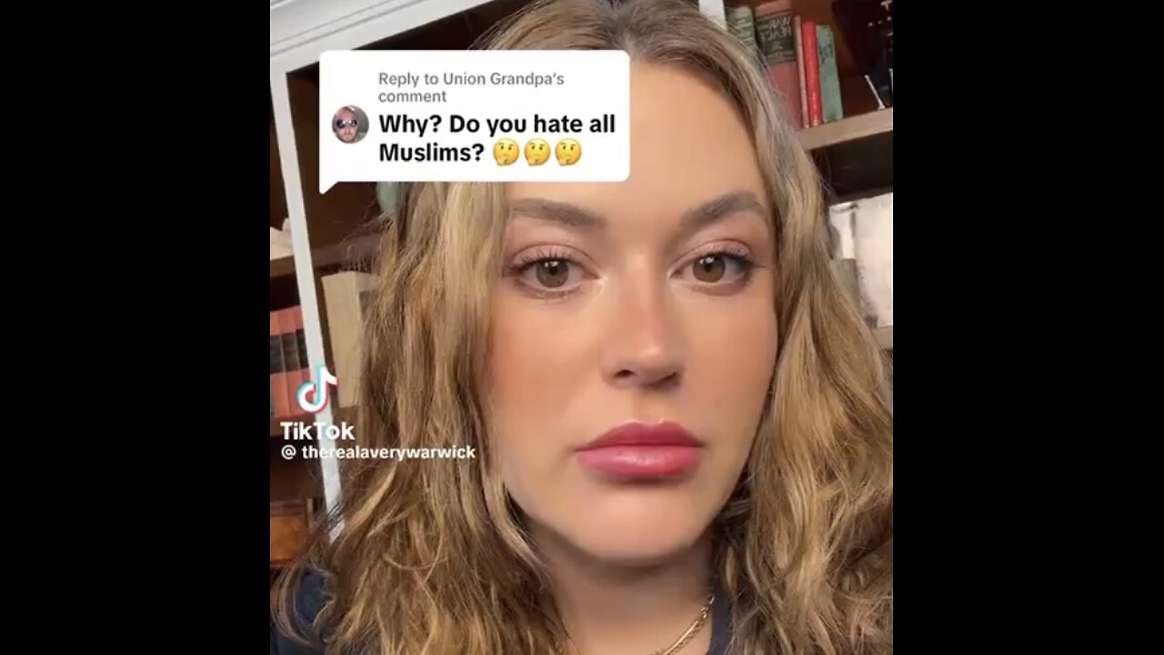 Captioned - No, I don’t hate Muslims