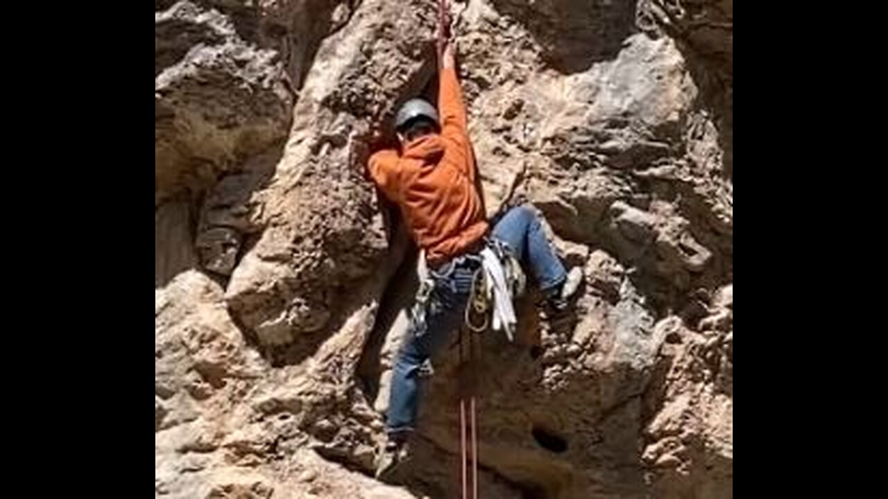 Red Rock TR Climbing Beta Series E34 (2025): The Gun Club: Packing Heat (5.10b)