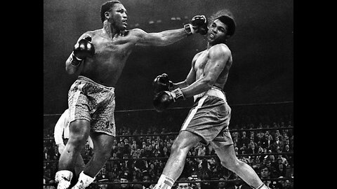 🥊Muhammad Ali's Epic Loss to Joe Frazier: Why It Made Him the Greatest 💥#AliVsFrazier #BoxingLegend