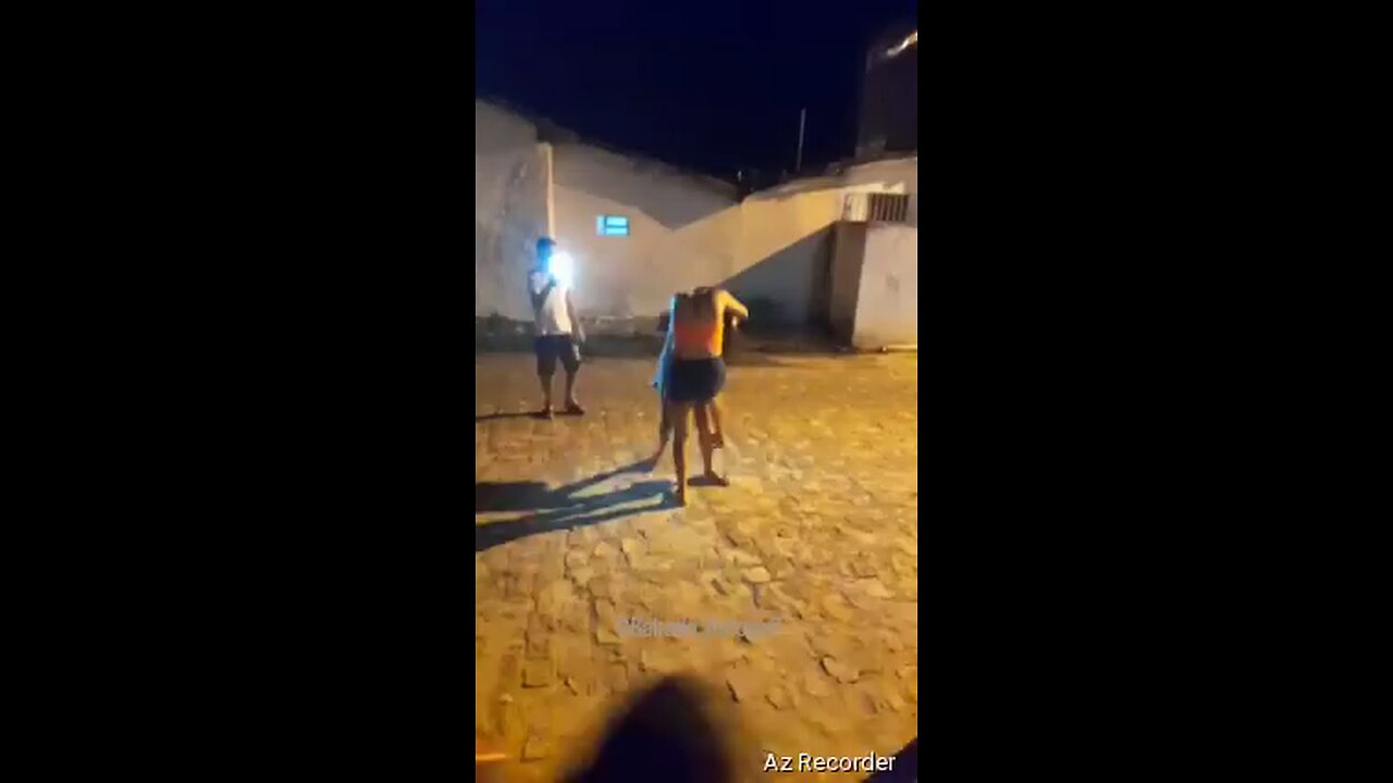 Two model girls fight