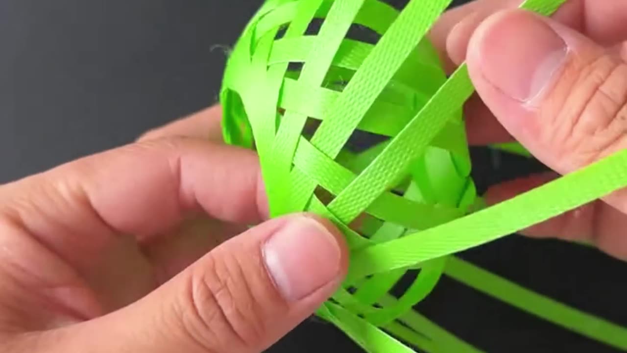 How to Make a Plastic Strap Ball | Easy DIY Craft for Kids